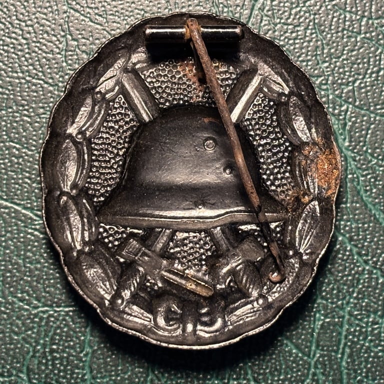 WW1 Wound Badge Black