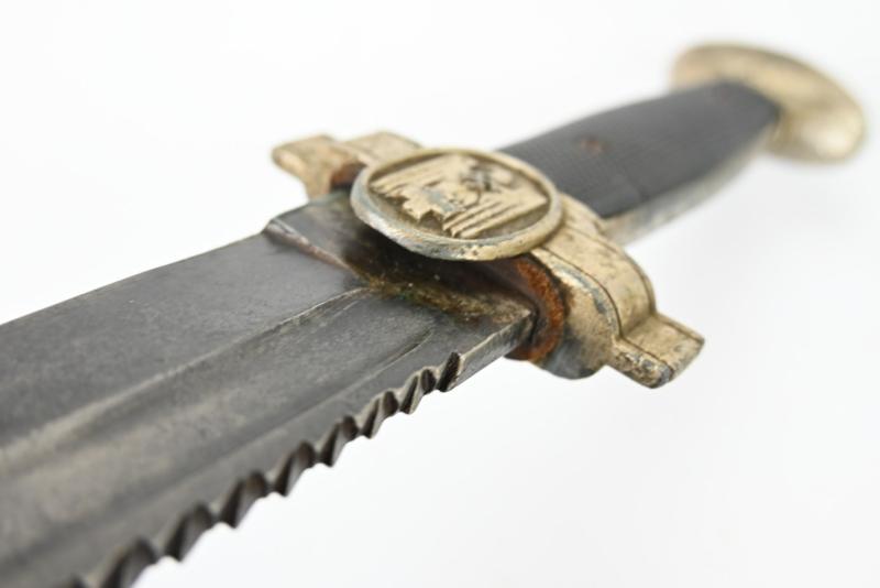 German DRK Hewer Dagger with Frog