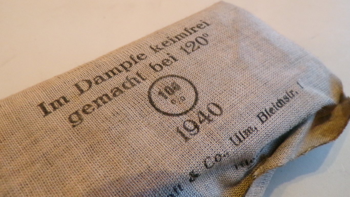 Verbandpäckchen (field dressing) 1939