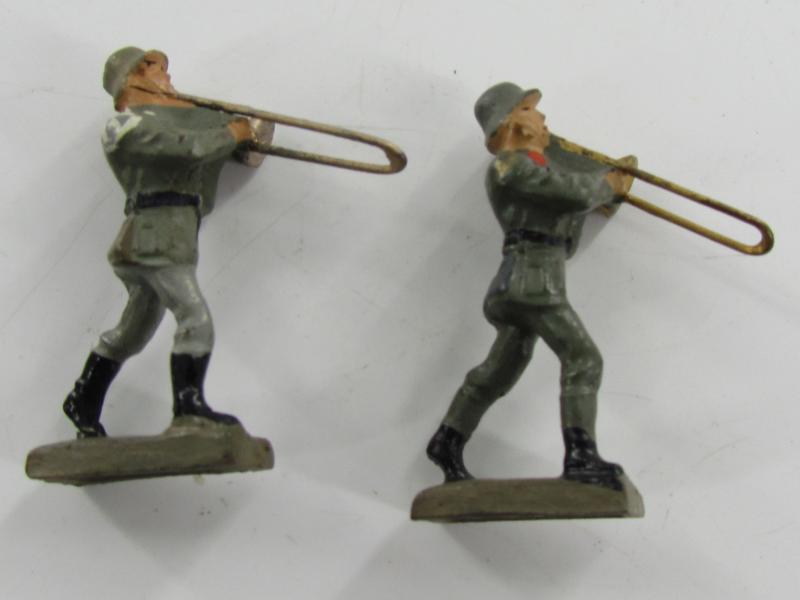 17 x Lineol Wehrmacht 4 cm Marching musicians....Rare