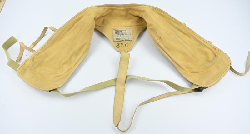 German LW Swimmweste 10-30 B-1