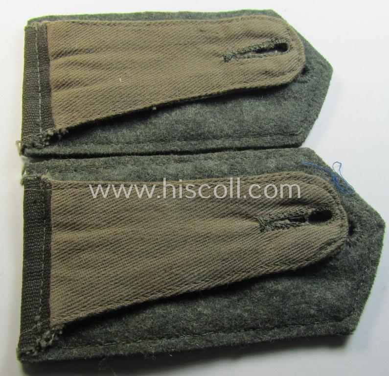 Superb - and fully matching! - pair of 'cyphered'- (and early- ie. pre-war-period) WH (Kriegsmarine) EM-type shoulderstraps as constructed from HBT-like material as was intended for usage by a: 'Soldat des Küsten-Artillerie-Abteilungs 6'