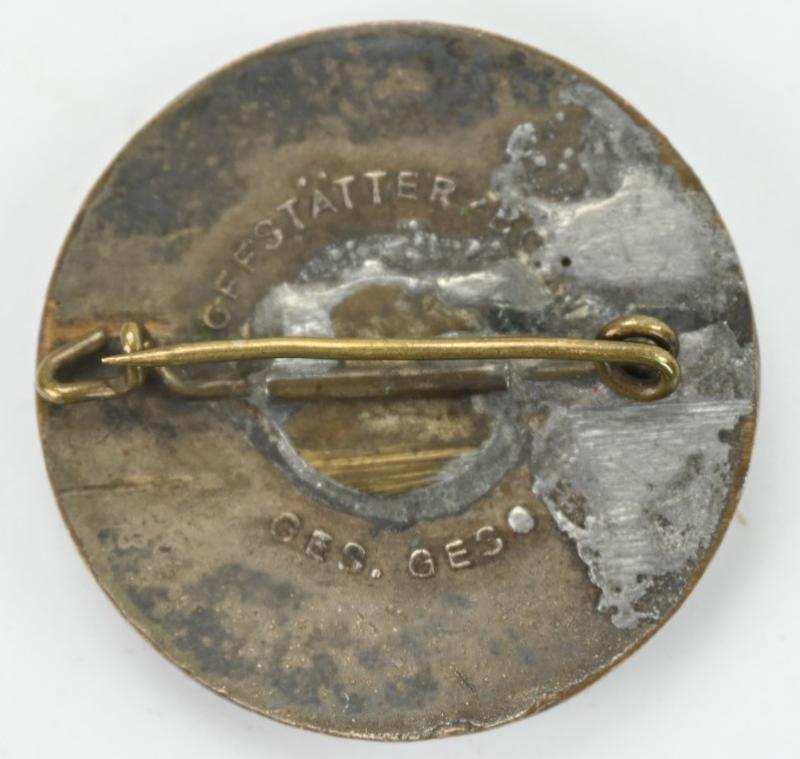 German NSV Schwesternschaft Badge