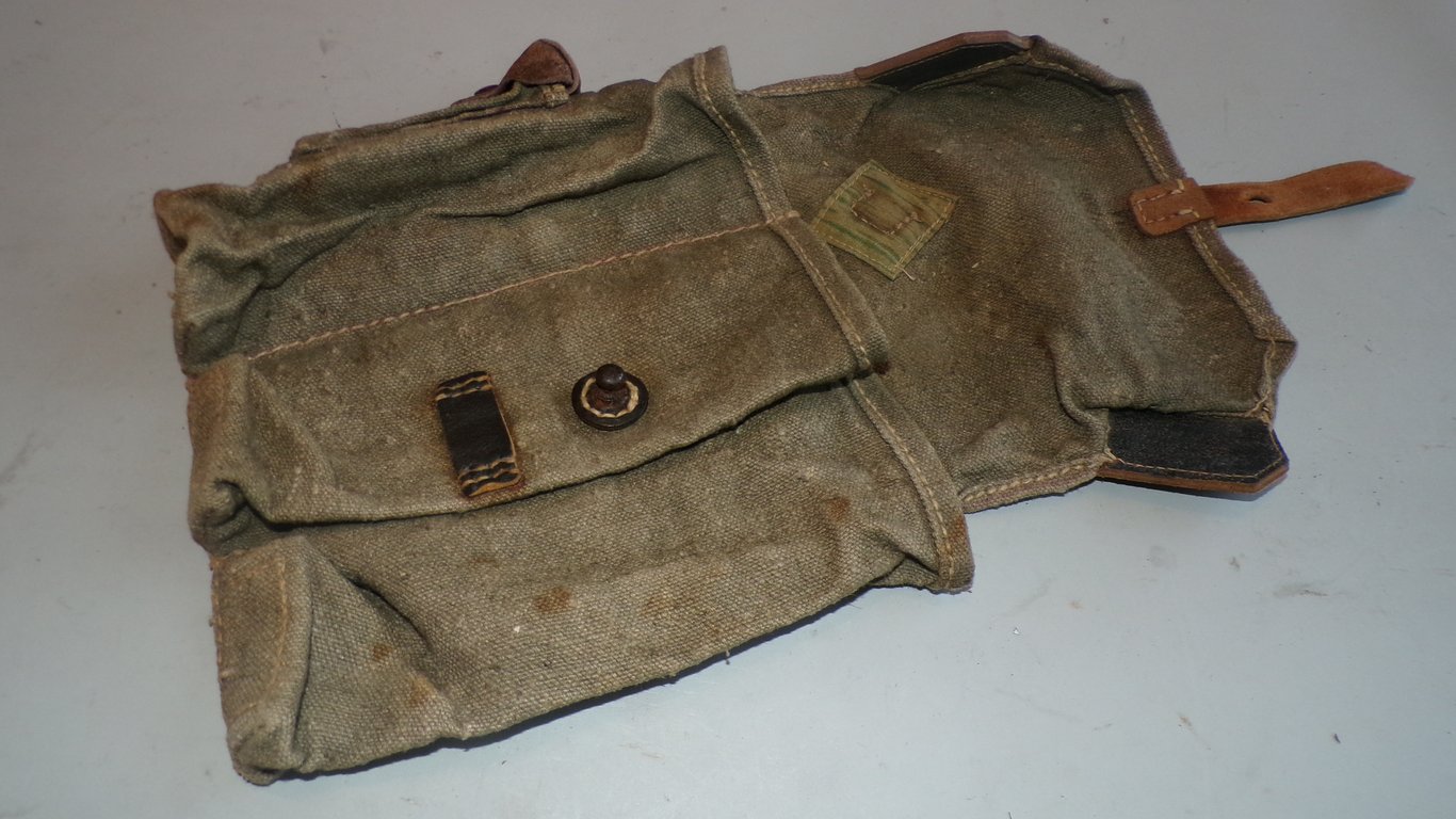 Very rare MKB42 magazine pouch