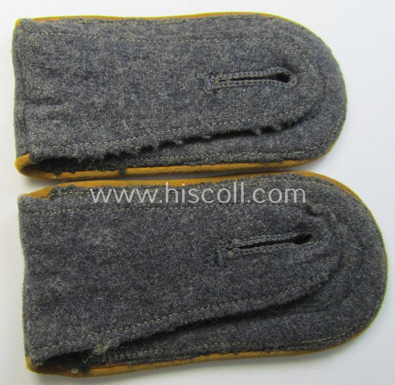 Neat - and fully matching! - pair of mid- (ie. later-) war-period (and unusually smaller-sized!) WH (Luftwaffe) NCO-type shoulderstraps as was intended for usage by an: 'Unteroffizier der Flieger o. Fallschirm-Truppen'