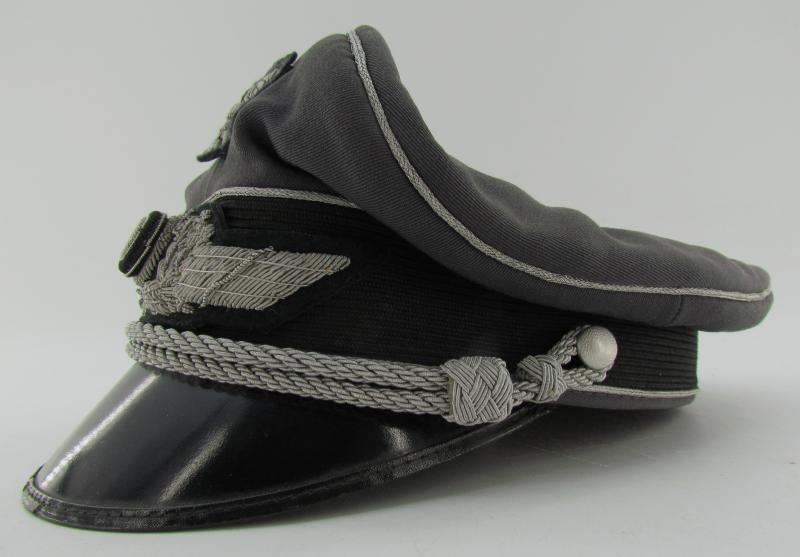 Luftwaffe officer visor cap ‘Schirmmütze’