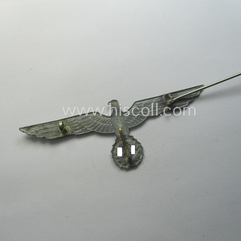 WH (Heeres- o. KM) silver-toned- (and/or: typical zinc- ie. 'Feinzink'-based) officers'-pattern breast-eagle (ie. 'Metall Offiziers-Brustadler für die Sommeruniform')