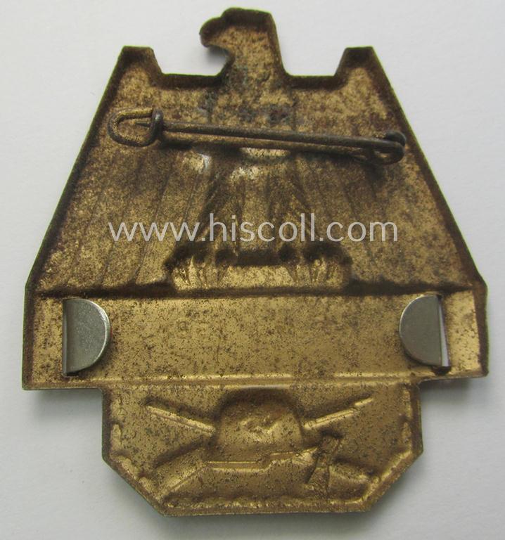 Commemorative, WHW- (ie. 'Winterhilfswerke'-) related 'tinnie' being a non-maker marked example depicting a 'Reichsadler' and showing a swastika and that is showing the text: 'Reserve hat Ruh'