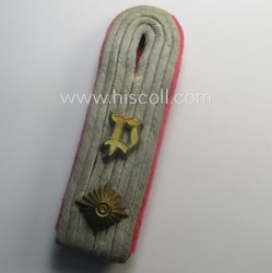 Single, WH (Heeres) 'cyphered', officers'-type shoulderboard: 'Oberleutnant eines...