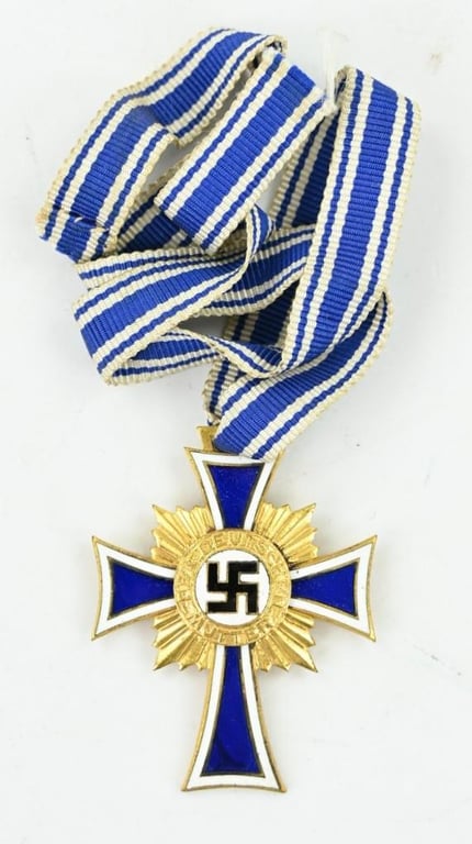 German Mother's Cross in Gold with case