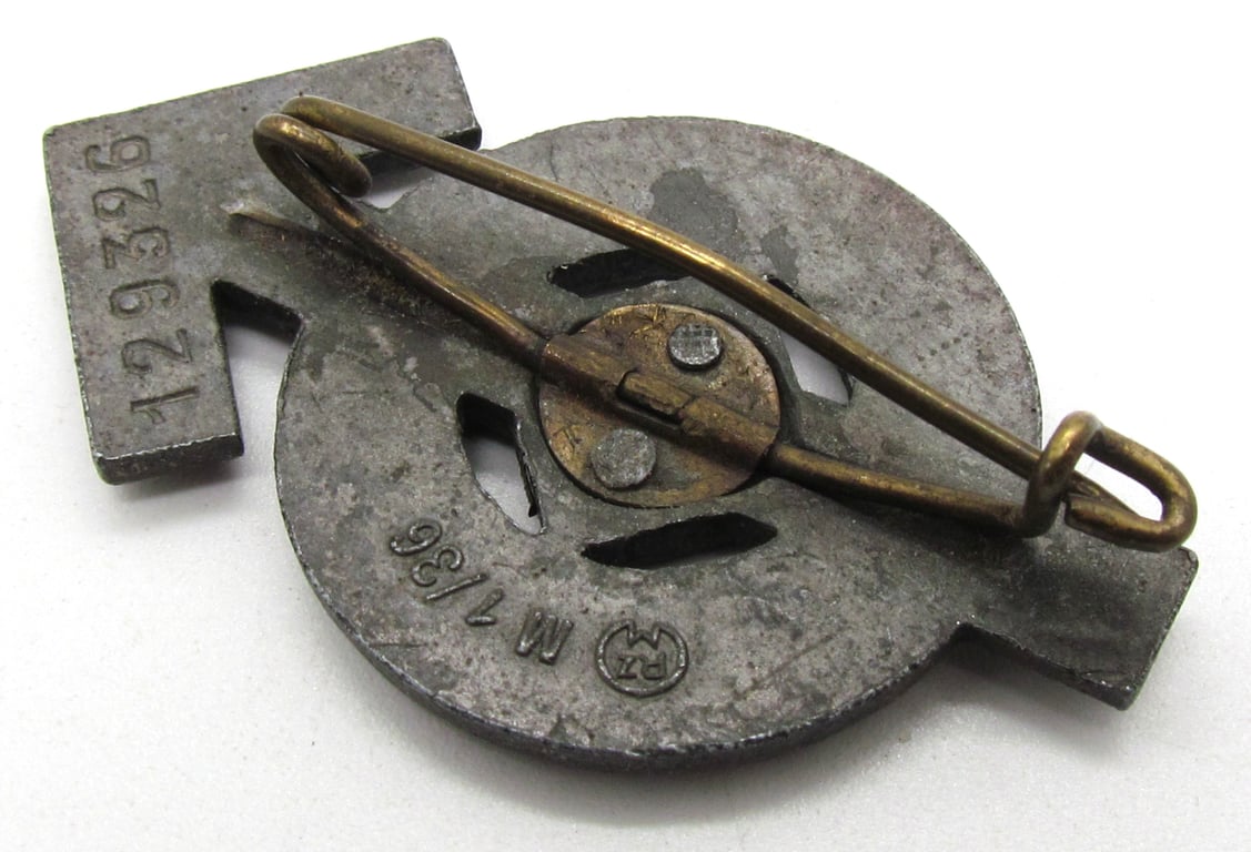 Hitler Youth (HJ)-Leistungsabzeichen in Silver RZM M1/36