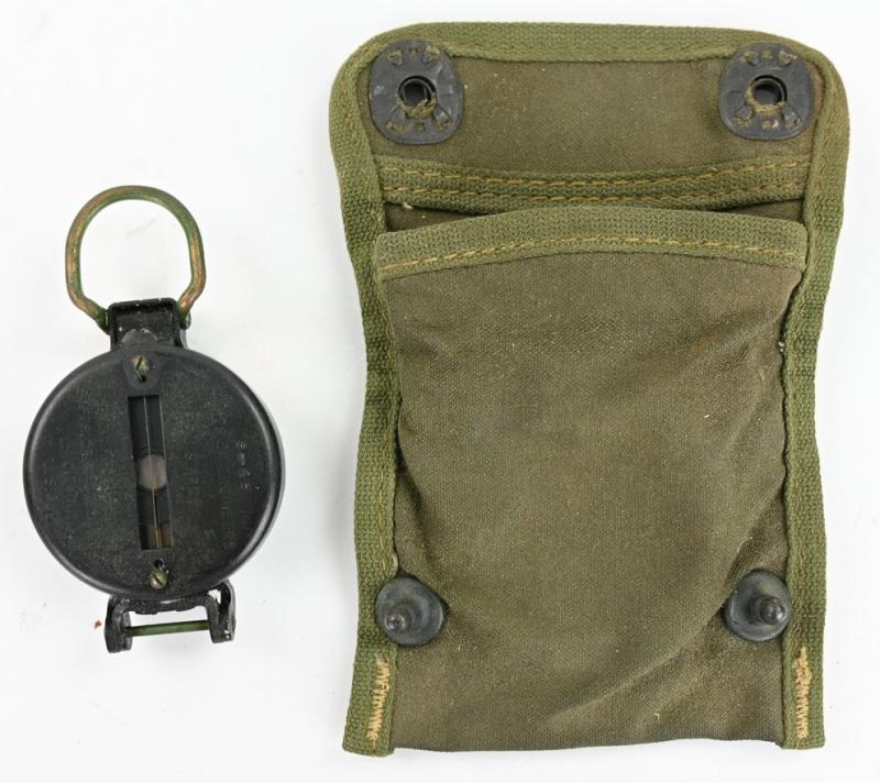 US WW2 Compas & Pouch