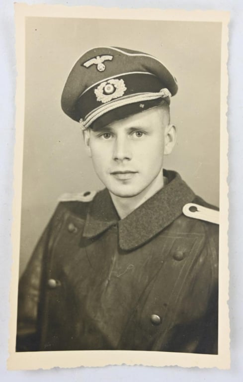German WH Officer Shoulderboards with Pictures