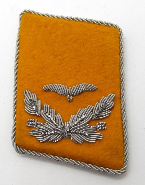 Luftwaffe Flight/FJ 'Leutnant' Collar Tabs