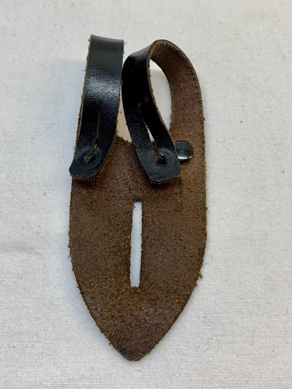 German Binocular Button Flap -1941-