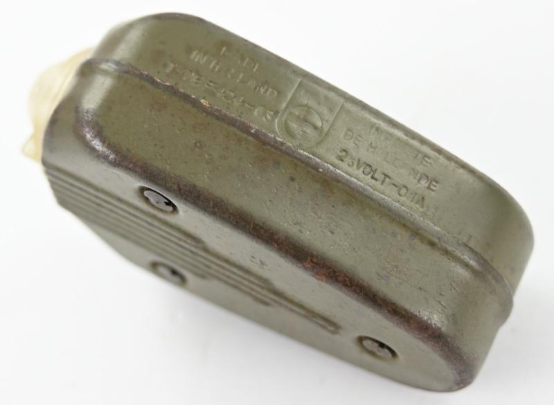 Dutch WW2 Iconic Flashlight 'Knijpcat' type 7424-03