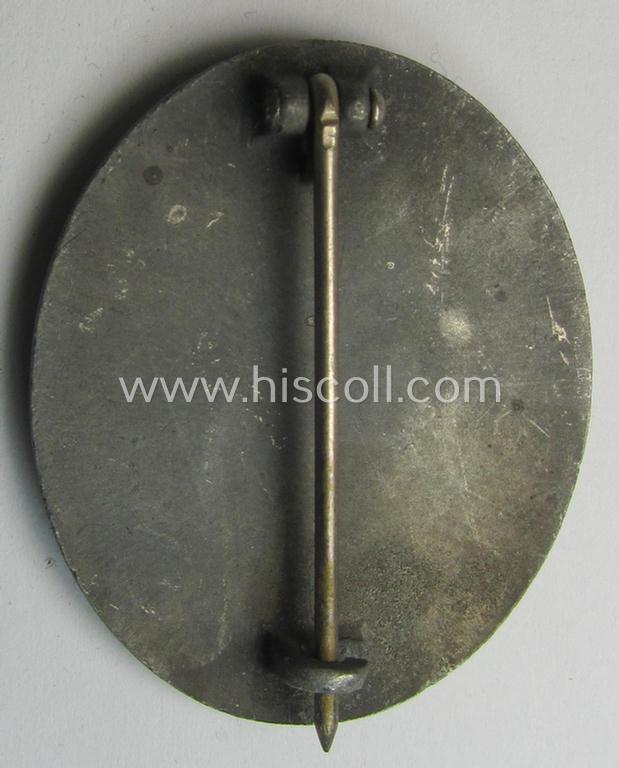 Attractive - and just moderately used- and worn! - example of a non-maker-marked and typical zinc (ie. 'Feinzink'-) based example of a silver-class wound-badge (or: 'Verwundeten-Abzeichen in Silber')