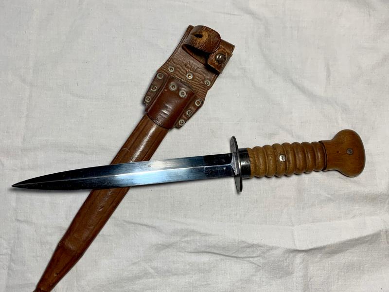 Dutch 'Stormdolk M1917' Combat Knife -matching numbers-