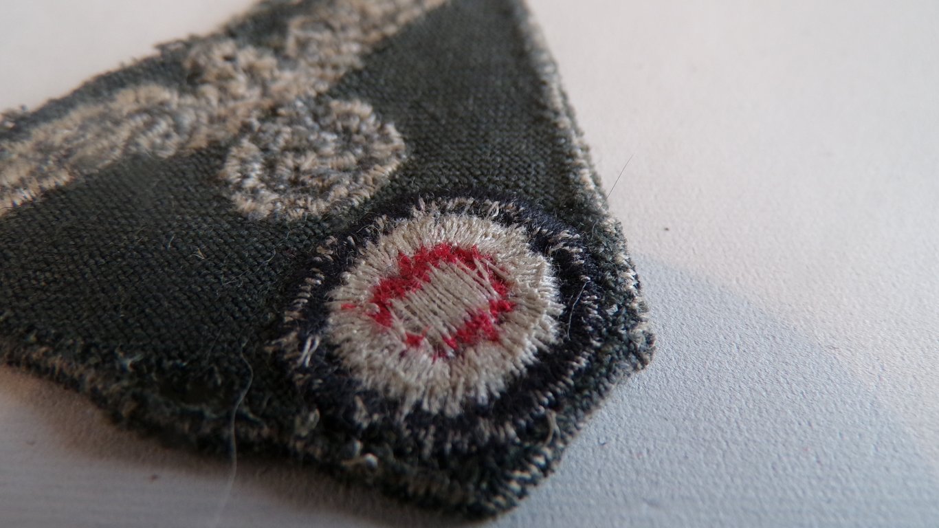 Cap removed M43 cap trapezoid