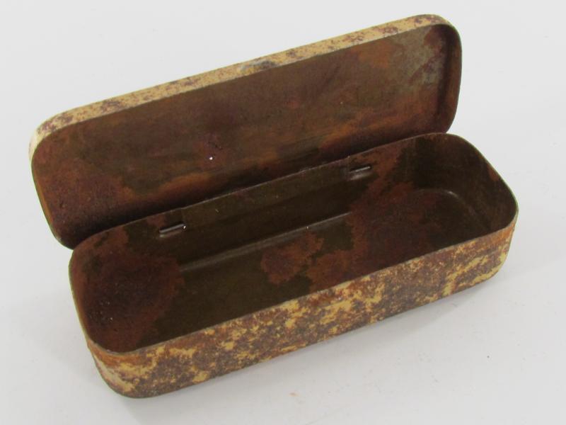 German 'Juwel 33' Spare Parts Tin