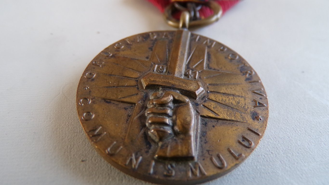 Crusade Against Communism Medal 1942
