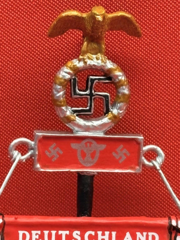 LEIBSTANDARTE SS ADOLF HITLER KING & COUNTRY FIGURE COLLECTION ADDITIONAL PHOTOS