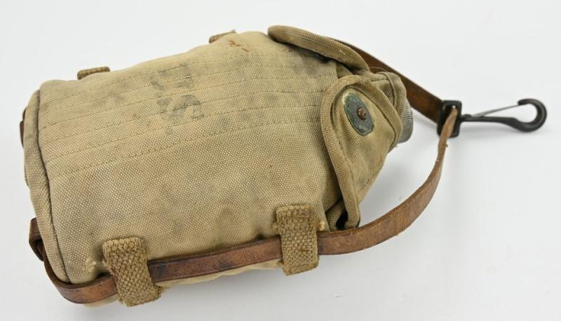 US WW1 M-1917 Cavarly Canteen with Carrying Hook