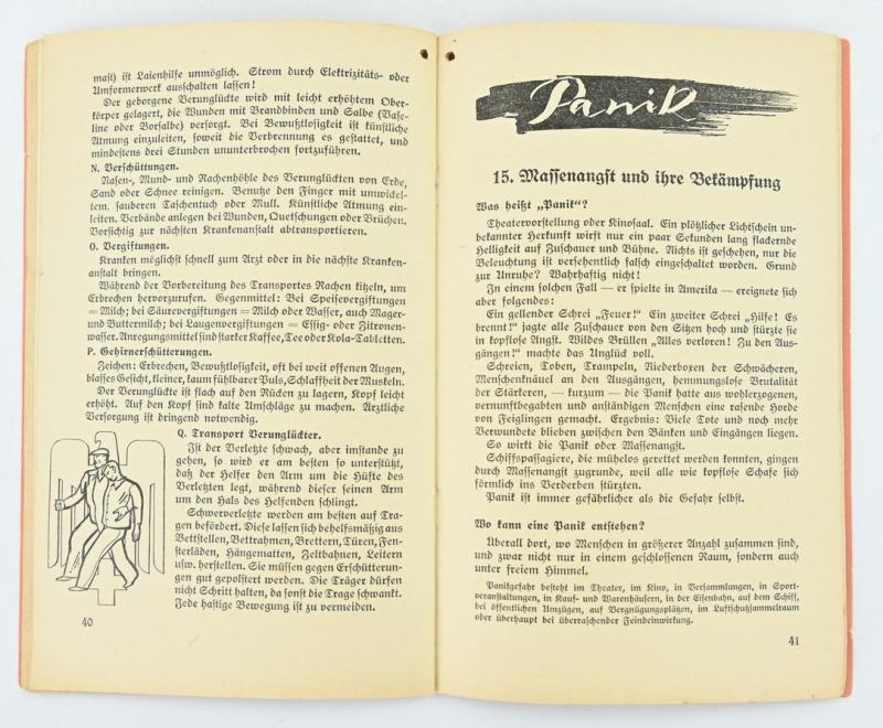 German Third Reich Period Booklet 'Was tue ich im Ernstfall?'
