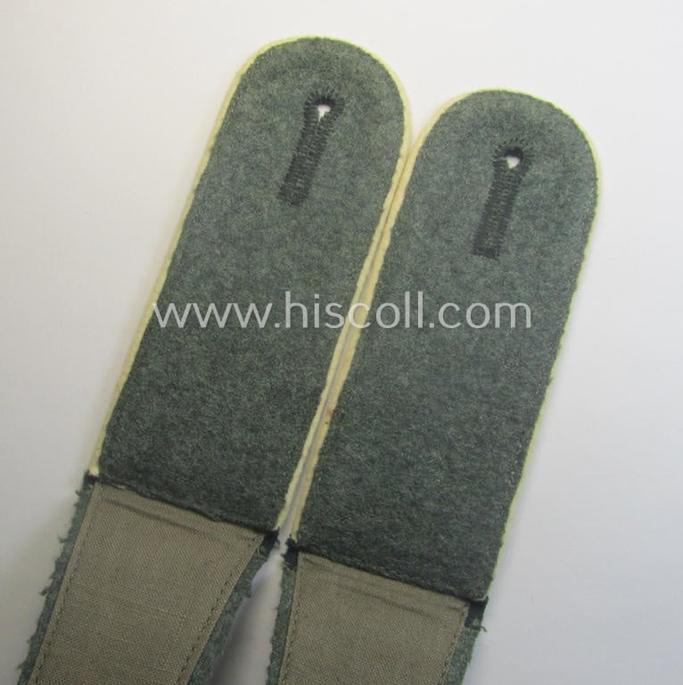 Pair of early-war-period, WH (Heeres), 'M40-pattern (rounded-styled and neatly 'cyphered') EM-type shoulderstraps as was intended for a: 'Soldat des Wehr-Ersatzdienstelle im Wehrkreises XVIII'