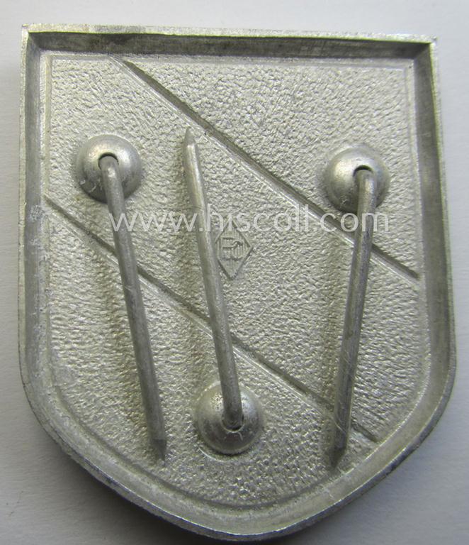 'Virtually mint ie. unissued' pair of WH (Heeres) tropical- (ie. 'DAK'- or: 'Deutsches Afrikakorps'-) related- and/or aluminium-based, eagle-'pith-helmet'-shields comprising of two maker- (ie. 'P&C'-) marked examples