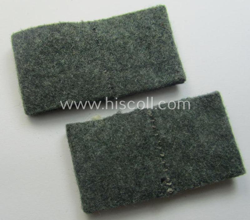 Pair of WH (Heeres) 'Infanterie'-related, 'Schulterstück-Überschuben': 'Soldat des Infanterie-Rgts. 115'