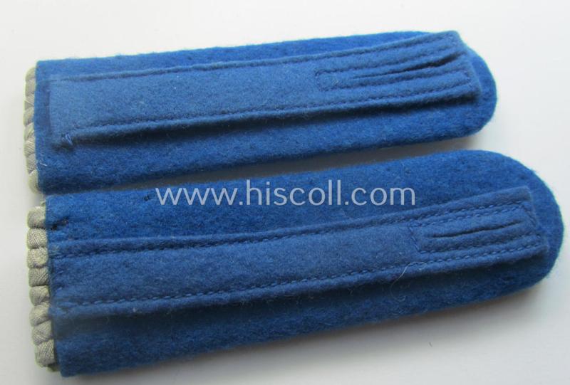 Later-war-period- and fully matching! - pair of neatly 'cyphered', WH (Heeres) officers-type shoulderboards as was intended for a: 'Leutnant des TSD o. Truppensonderdienst'