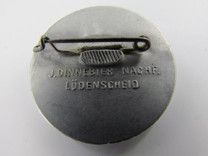 German Tinnie/Day badge. “1st Mai 1936”