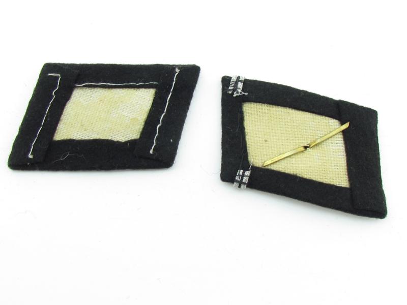 Waffen SS Collar Tabs Set " Scharführer "