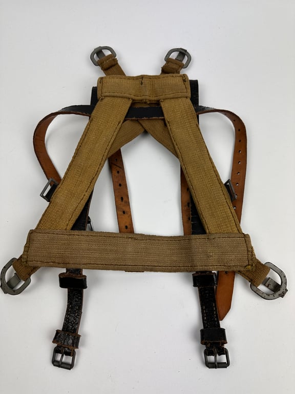 Wehrmacht A-frame "Sturmgepack" with straps
