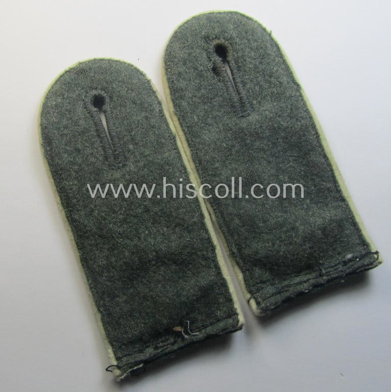 Truly worn- and/or tunic-removed pair of early-period (ie. 'M40'-pattern and/or rounded-styled), WH (Heeres) 'cyphered' EM-type shoulderstraps as was intended for a: 'Soldat des Inf.-Maschinengewehr-Abts. 6'
