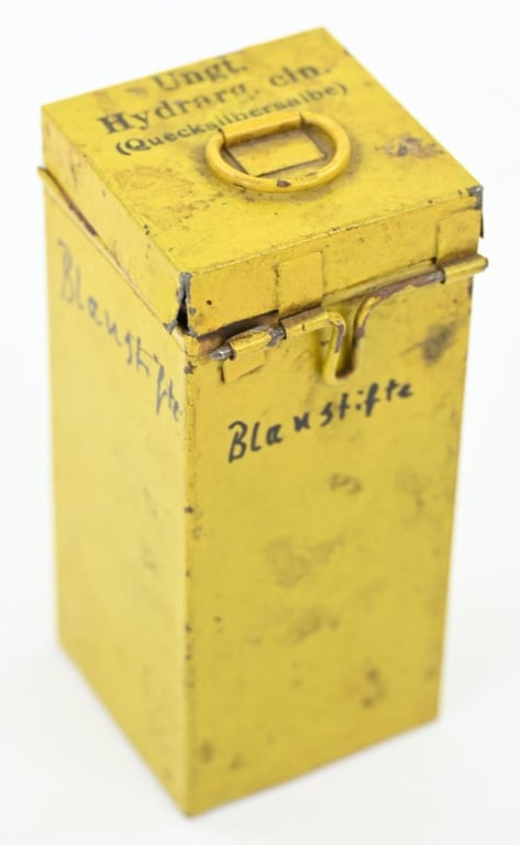 German WH Medical Box of 'Quecksilbersalbe'