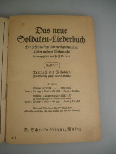 German WH Marching Songs Pocket Book