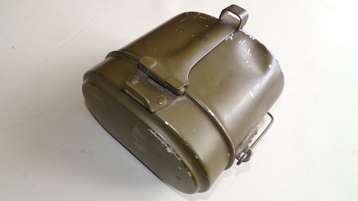 Wehrmacht M31 Mess Kit HRE 41/42