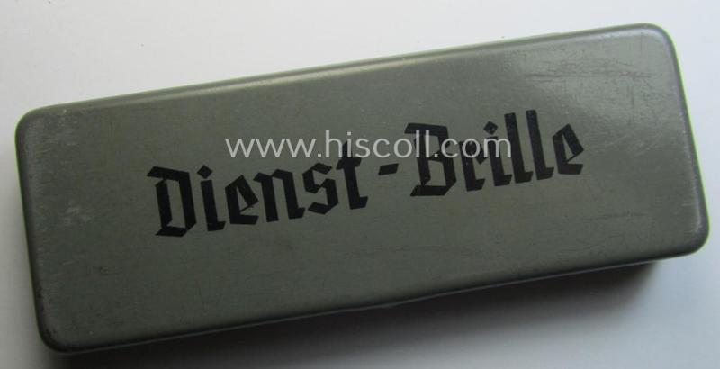 Complete pair of 'standard-issued'-pattern, WH-service-glasses (ie. 'Dienstbrille') as issued to the: 'Gefr. Andreas Rüdolf' (or alike) serving within the: '2./L.Art.Ers.Abt. 176' and that comes stored in its period-container