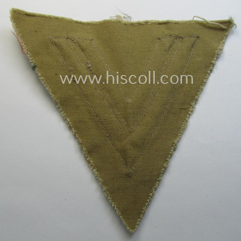 WH (Luftwaffe) tropical-styled, 'Armwinkel' (or: arm-chevron) as executed on typical beige- ie. tan-coloured linnen as was specifically intended for usage by a soldier with the rank of an: 'Obergefreiter'