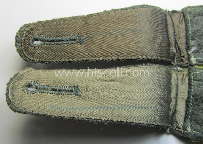 Attractive - and fully matching! - pair of WH (Heeres) NCO-type (ie. 'M40-/M43'-pattern) shoulderstraps as was intended for usage by an: 'Unteroffizier eines Heeres Nachrichten-Abteilungs'
