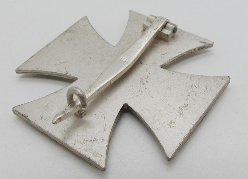 Iron cross 1st class ( EK1 ) "15" ( Friedrich Orth )