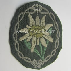 'Variant'- (ie. first-) pattern, WH (Heeres) 'Gebirgsjäger'- (ie....