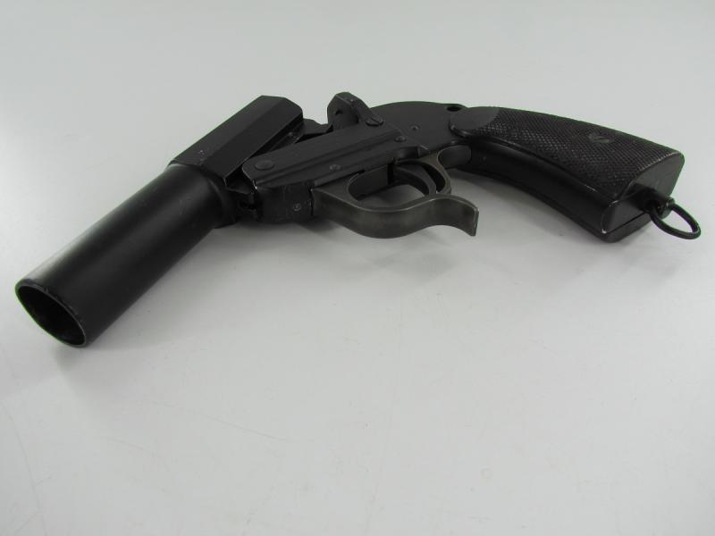 LP34 Aluminum flare gun marked