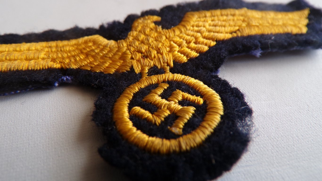 Kriegsmarine breast eagle