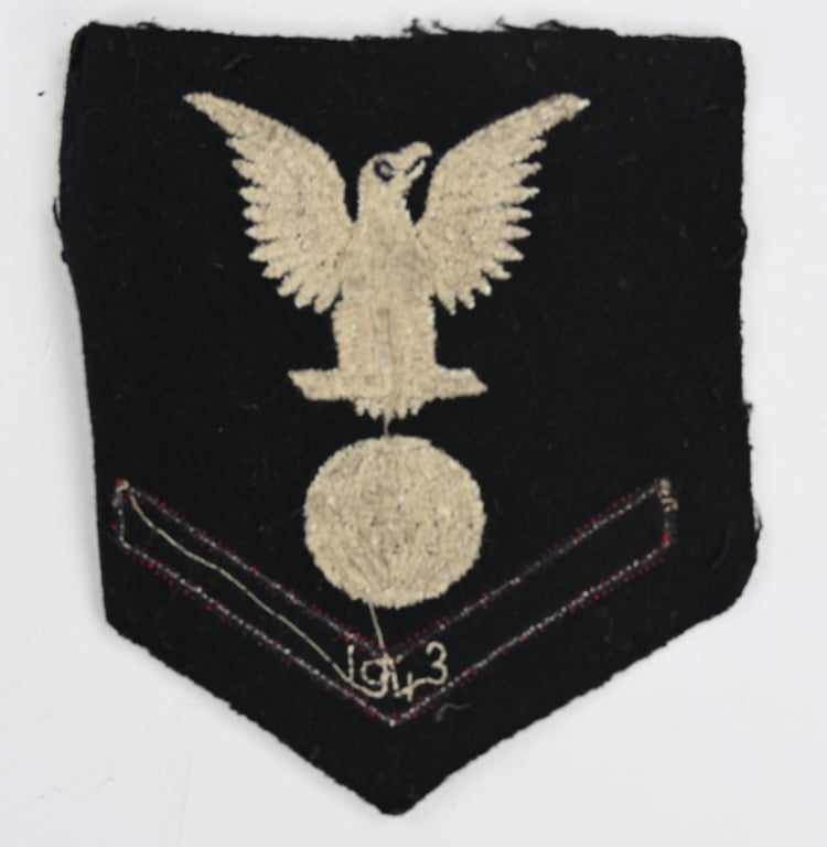 US Navy WW2 Electrician's Mate 3rd Class Rating Badge