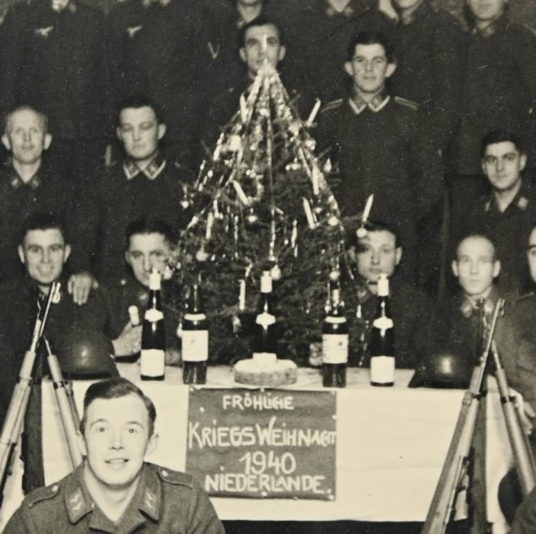 German LW Picture 'Weihnachten 1940 Holland'