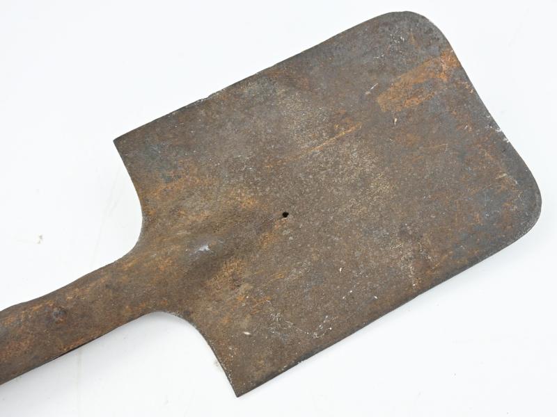 German WH Entrenching Tool