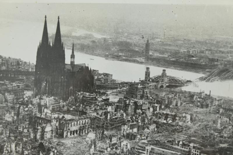 US WW2 Press Photo 'Cologne 1945'